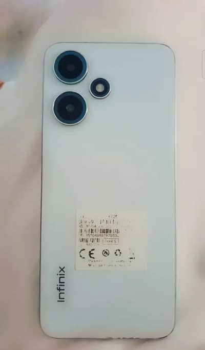 Infinix Hot 30 Play