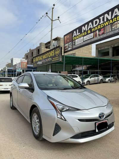 Toyota Prius 2018