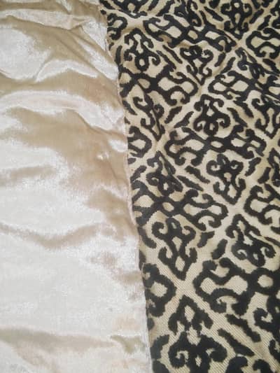 beautifull  velvet bed sheet