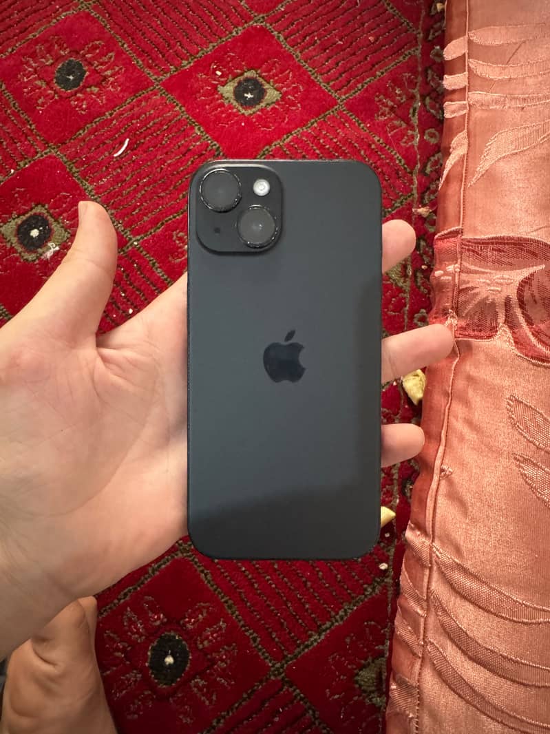 Apple iPhone 15 2