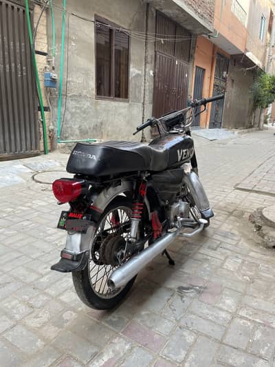 United 70 bike