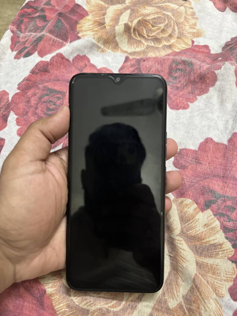 Tecno Pova 5