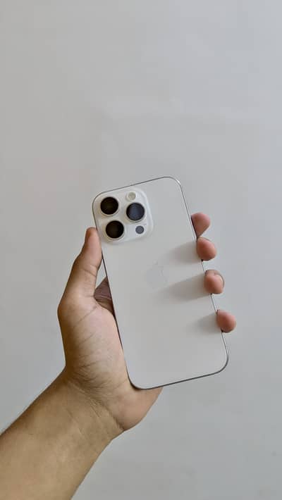 iPhone 16 Pro