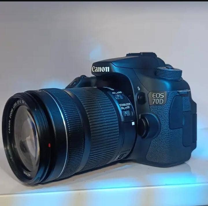 camera canon 70D 1