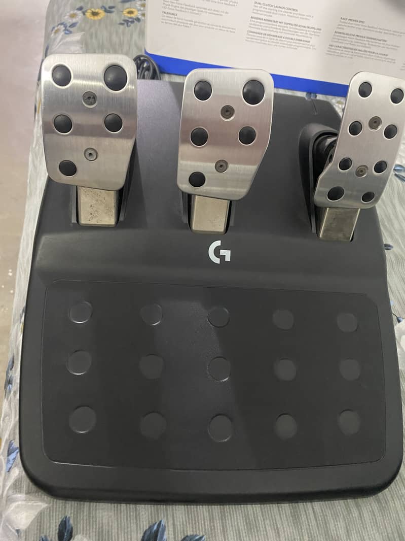 Logitech g923 wheel 3