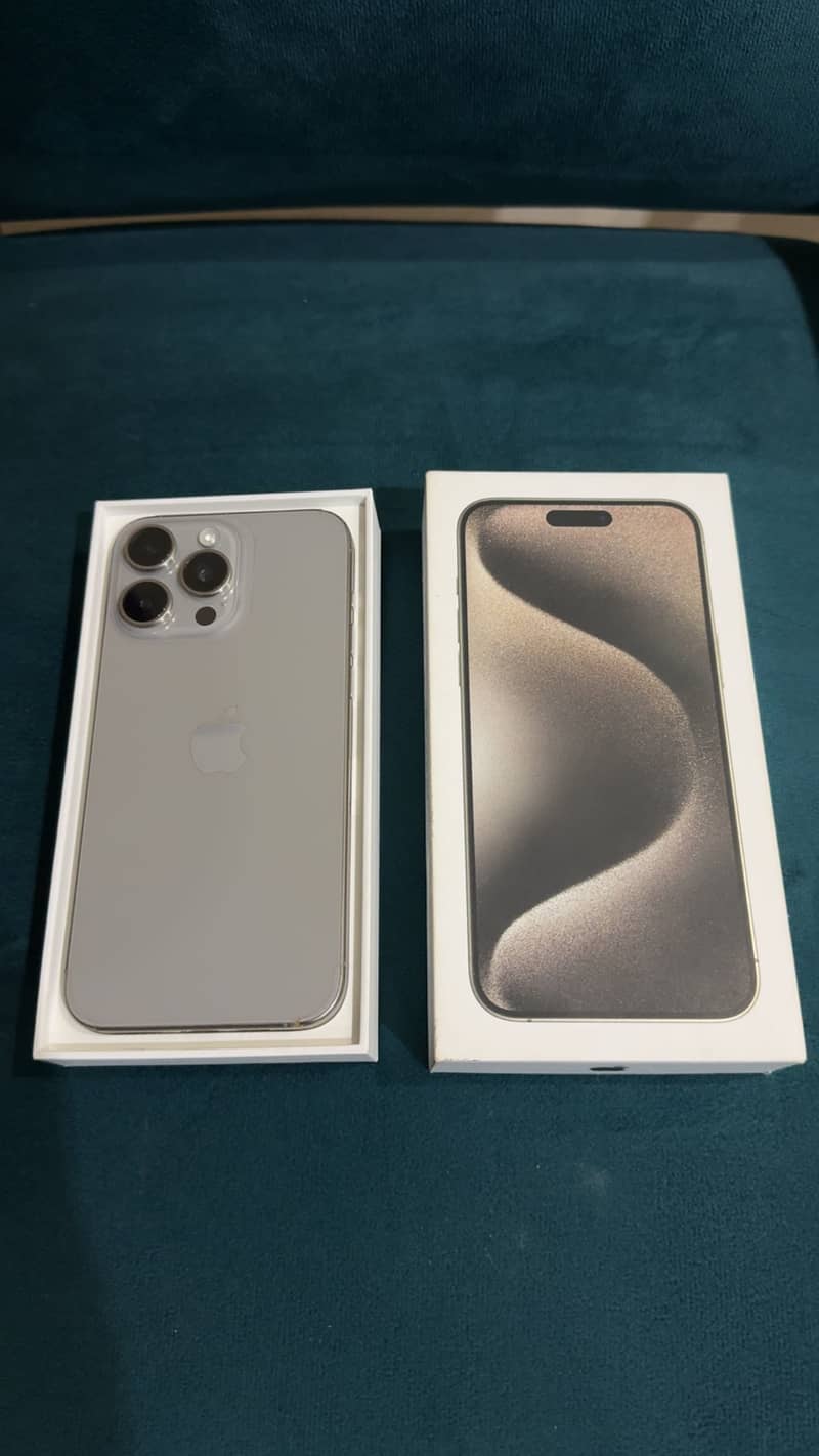 Apple iPhone 15 Pro Max 2