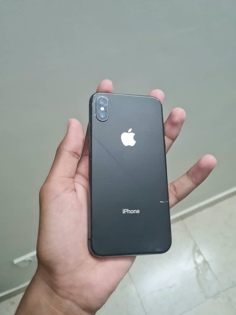 Apple iPhone X 4