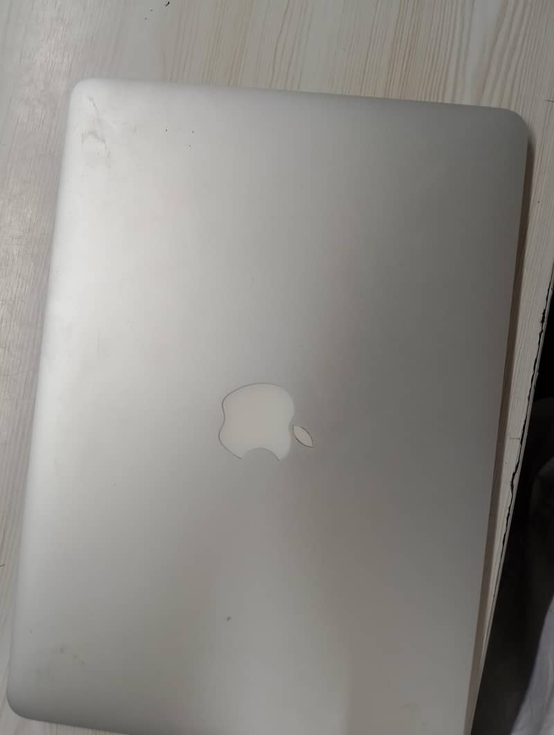 MacBook air 2012 0