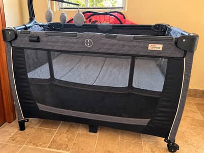 Tinnies baby cot for sale - kids never slept on it so its almost new