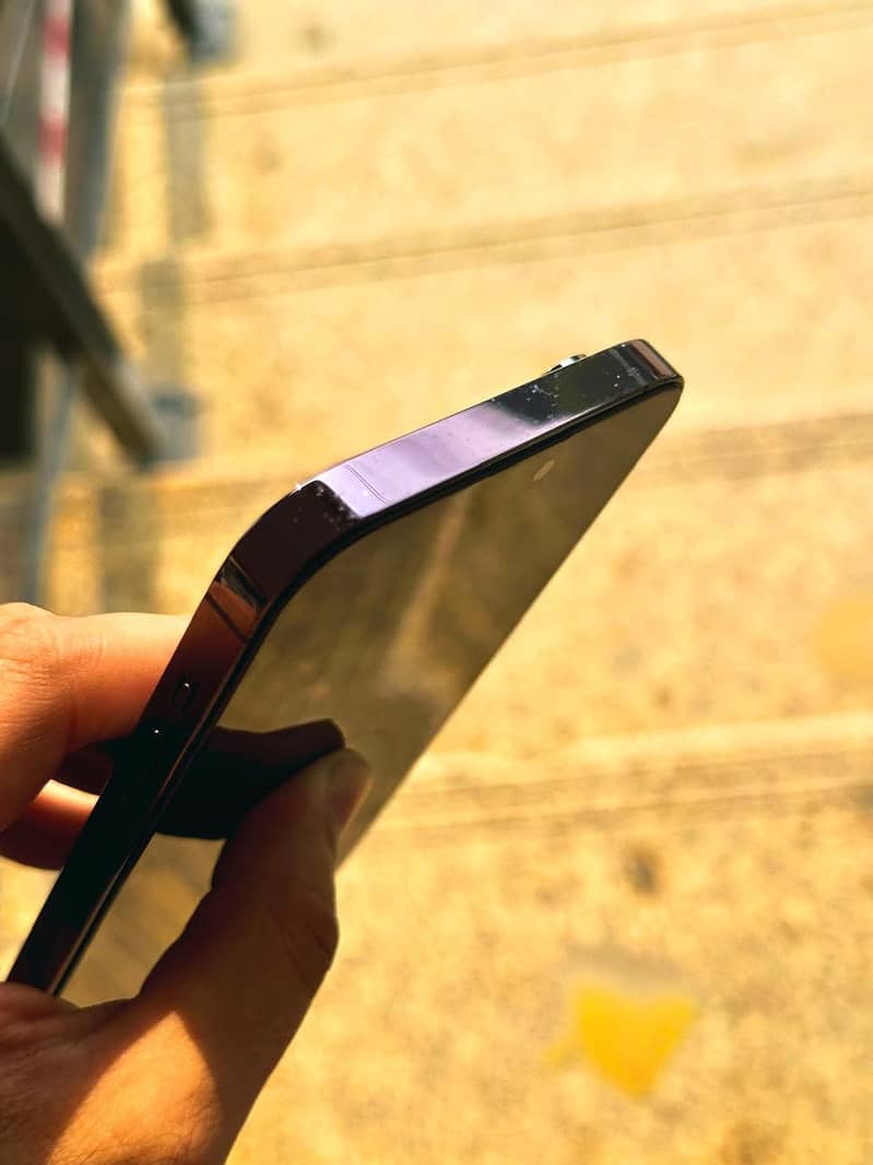 Apple iPhone 14 Pro Max 5