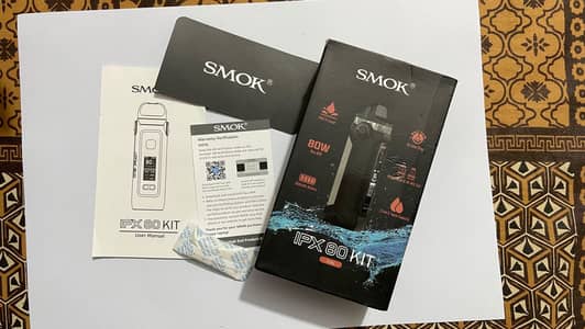 Smok IPX80 Vape/Pod with Flavor bottle