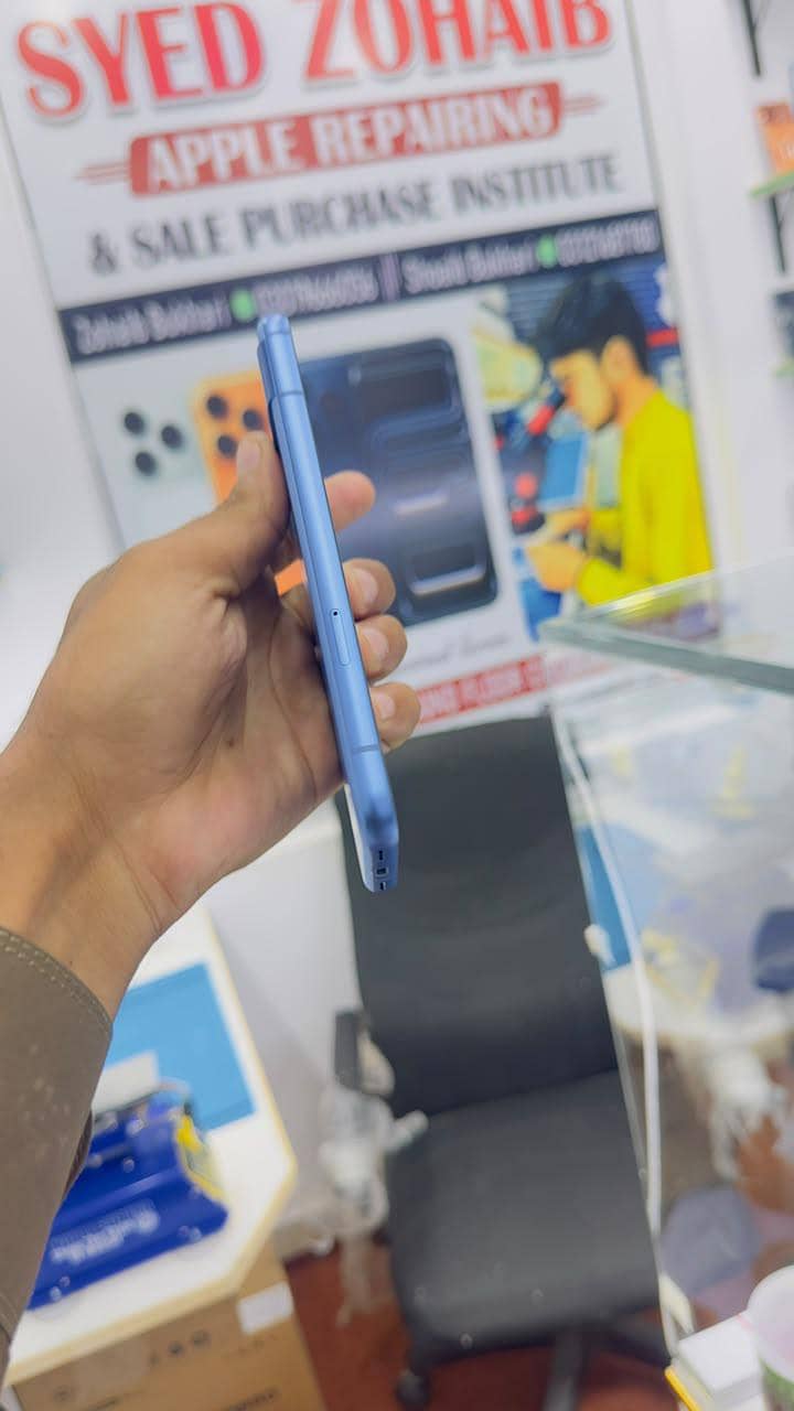 Google Pixel 8a 2