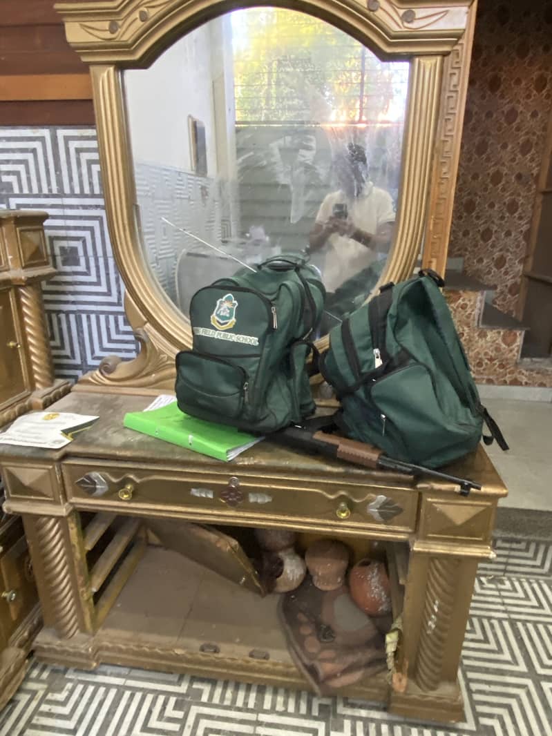 Dressing or side table 2
