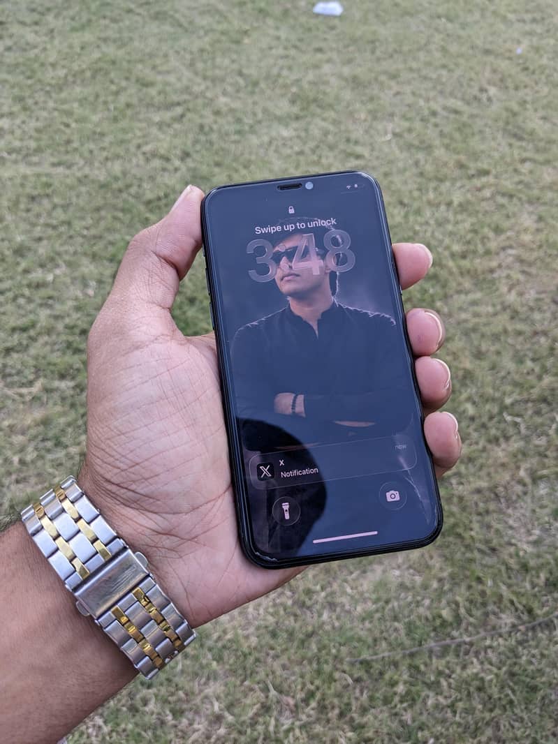 Apple iPhone 11 Pro 1