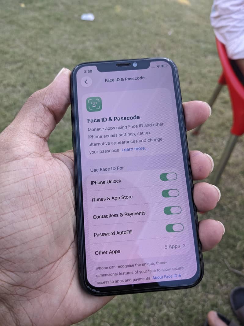 Apple iPhone 11 Pro 9