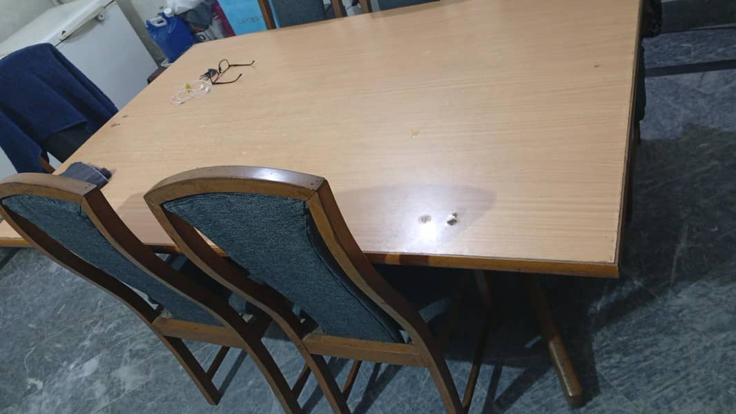 dining table with 6chairs 0