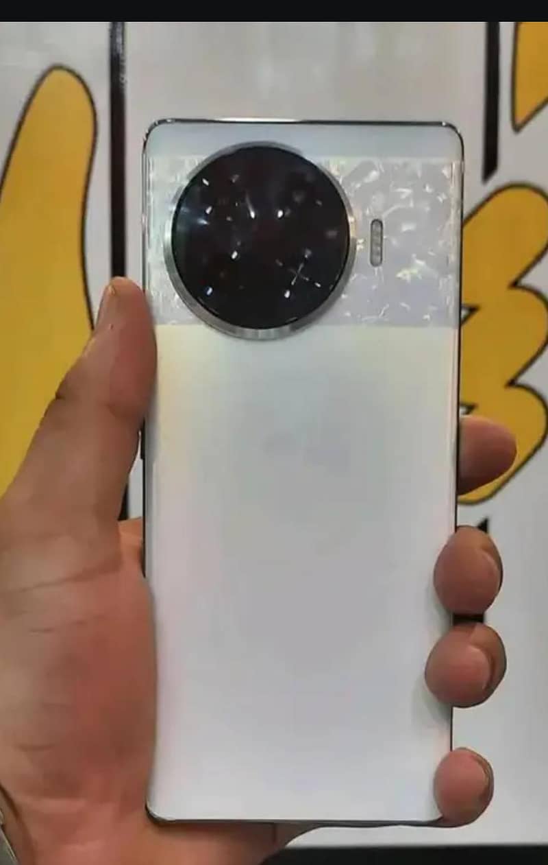 Tecno Spark 20 Pro Plus 3