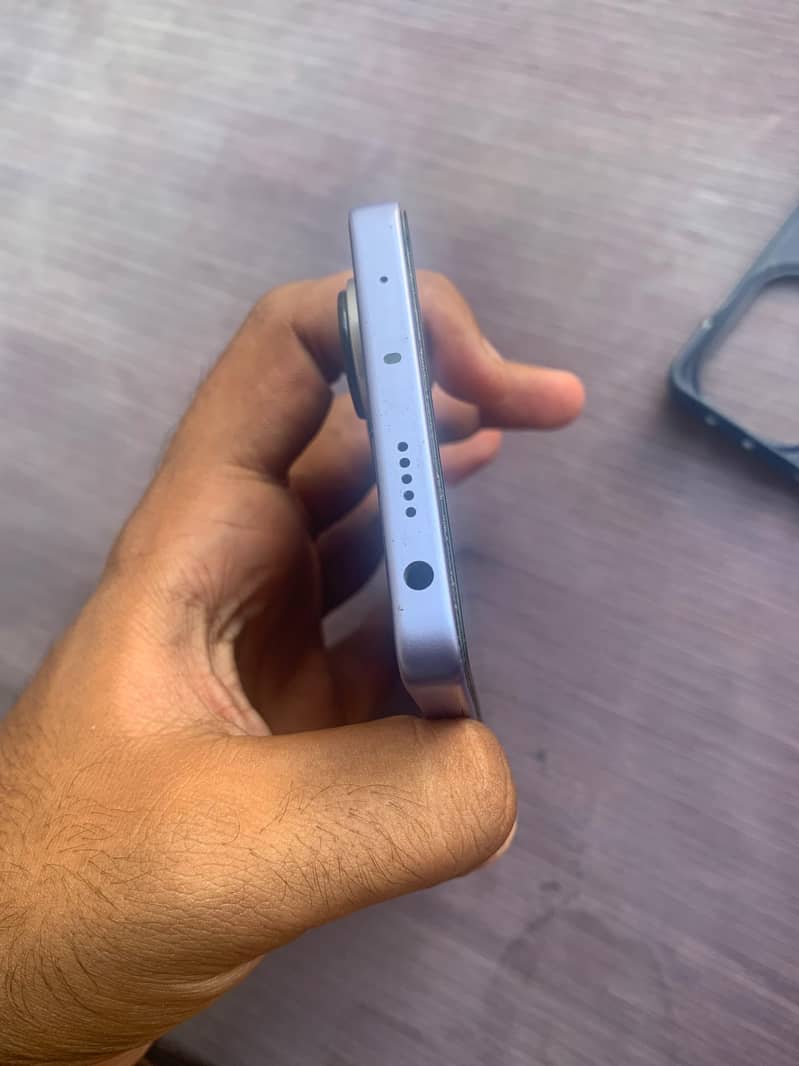 Xiaomi Redmi Note 13 Pro 4