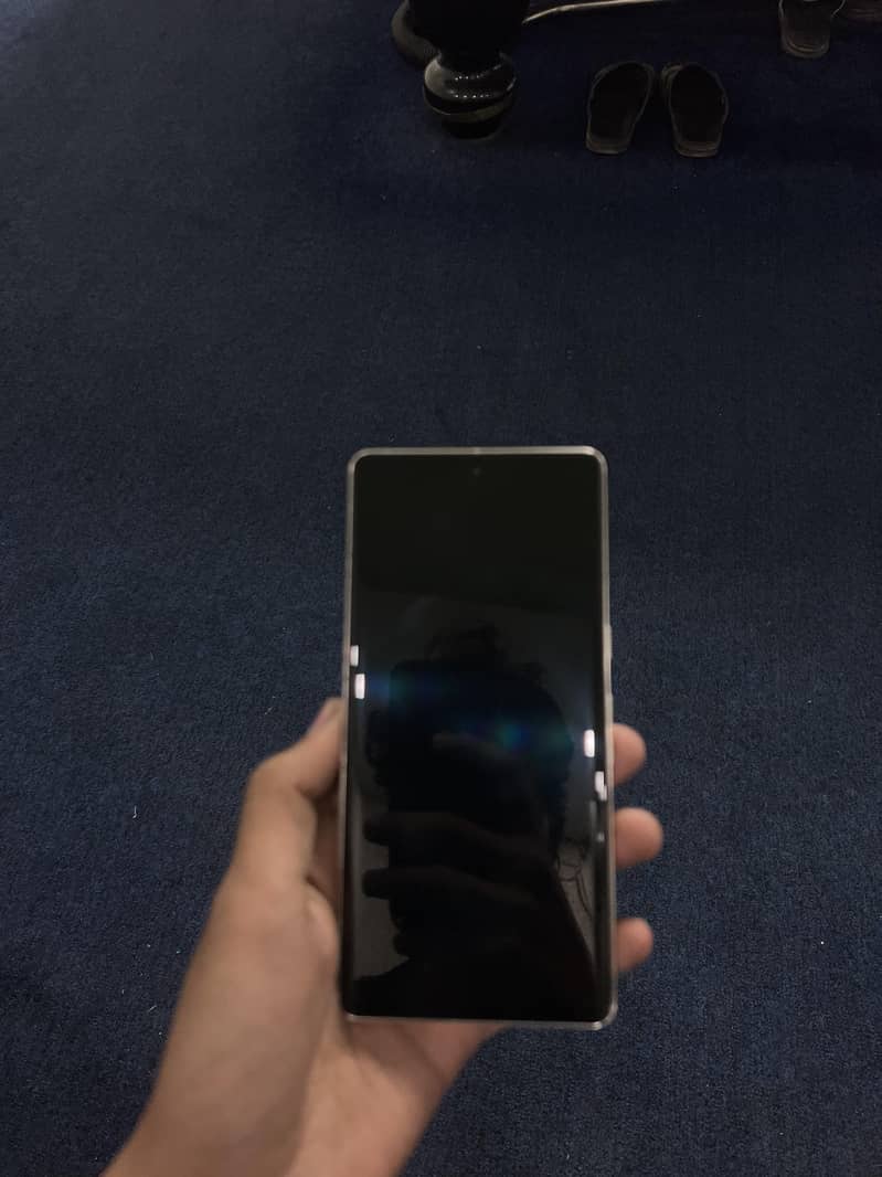Google Pixel 7 Pro 6