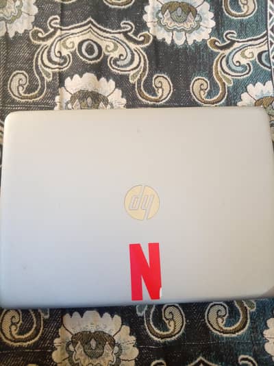 HP Elite book 7th generation 64 bits.