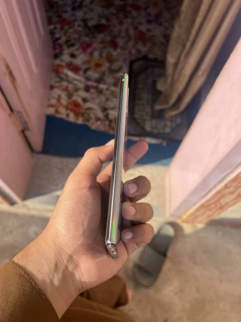 Samsung Mobile Note 10 Plus 5