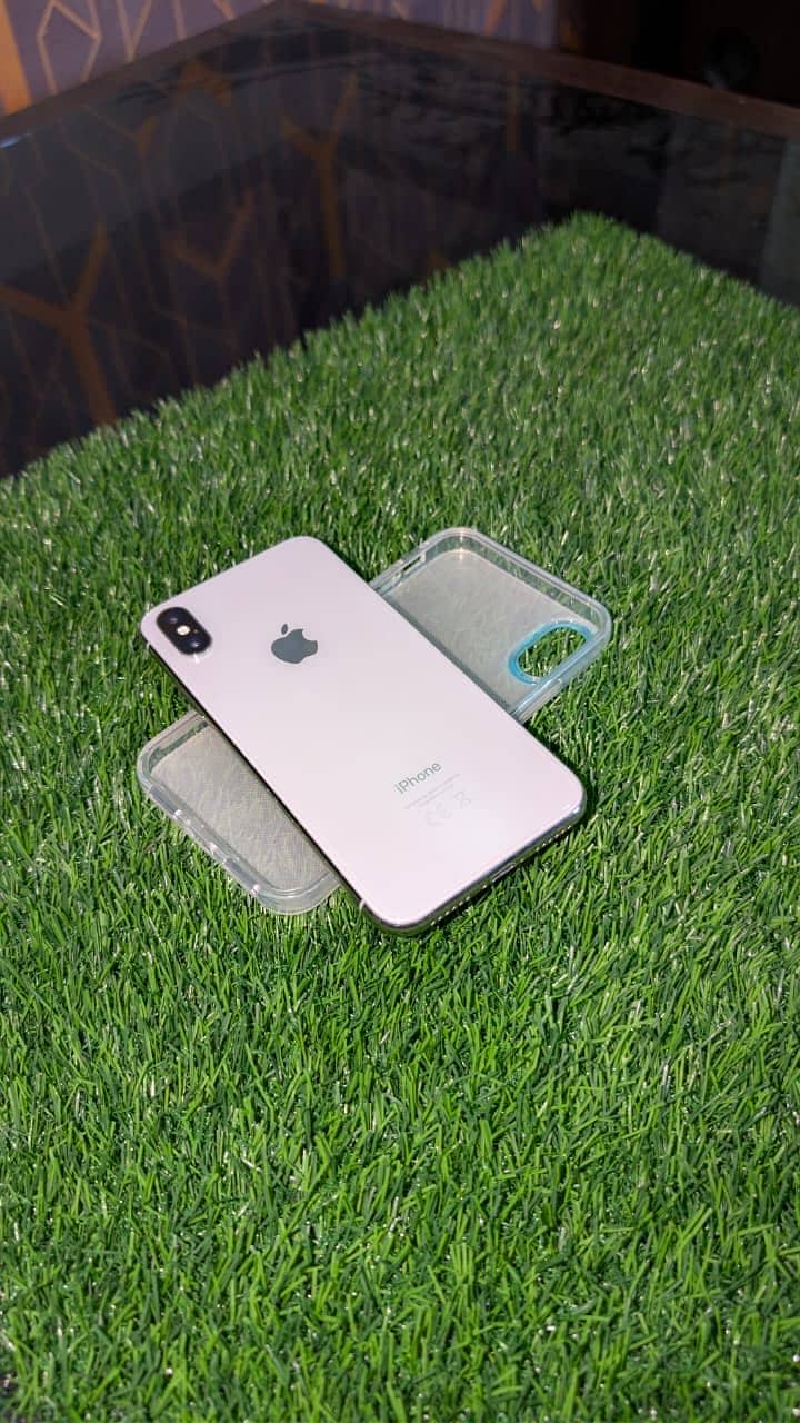 Apple iPhone X 0