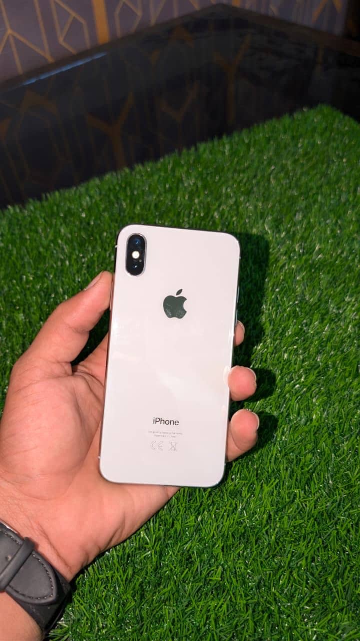 Apple iPhone X 1