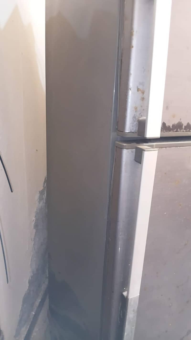 dawlance fridge 2