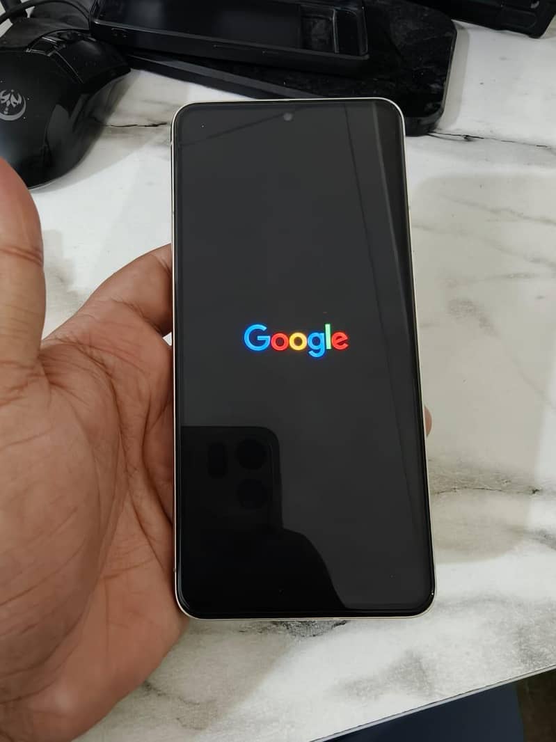 Google Pixel 8 Pro 0