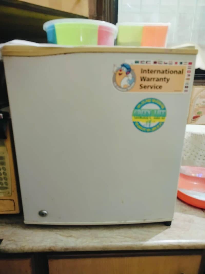 room fridge 0