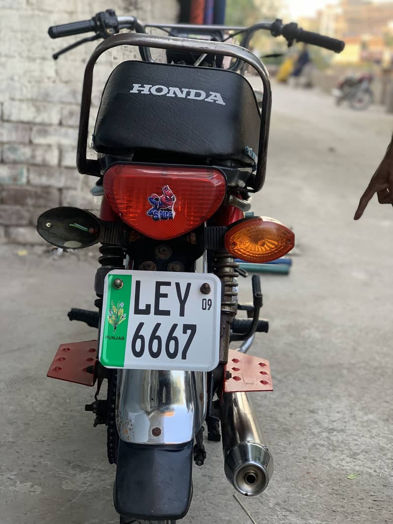 Dhoom-yd 70 2