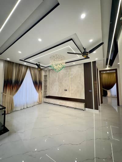 10 Marla Like Brand New Upper Portion Available for Rent in Overseas B Block Bahria Town Lahore