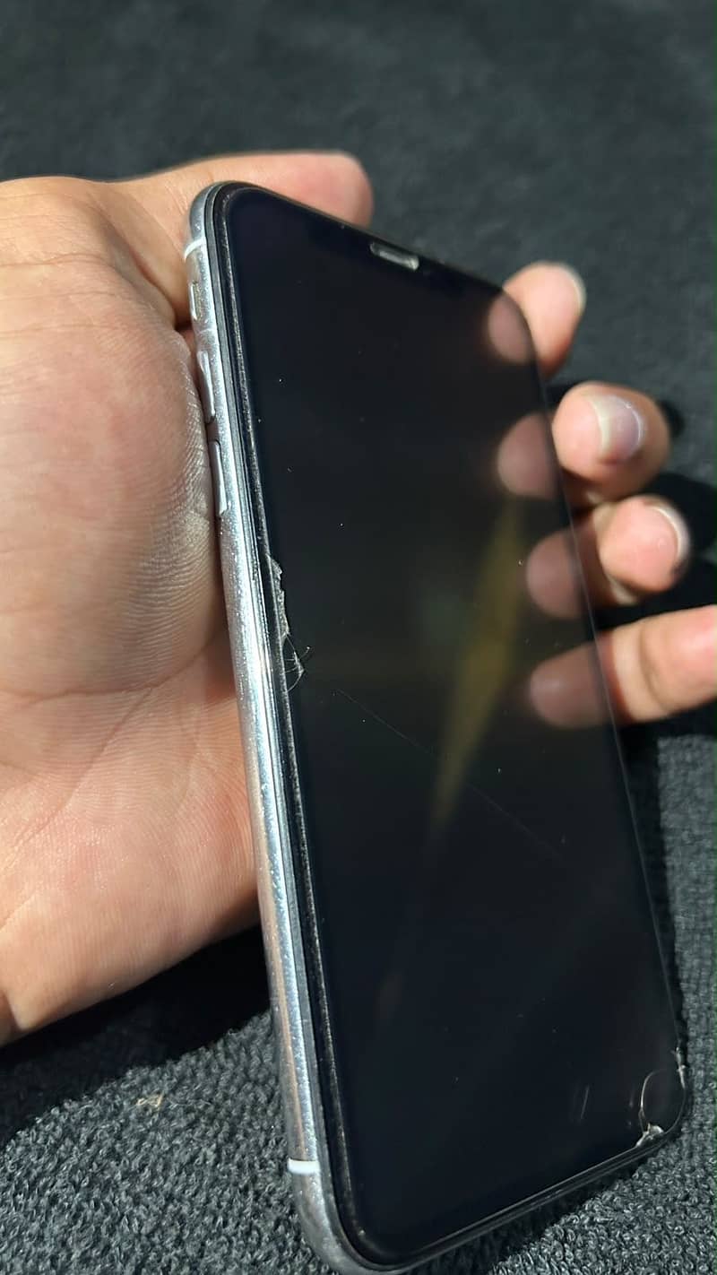 Apple iPhone X 6