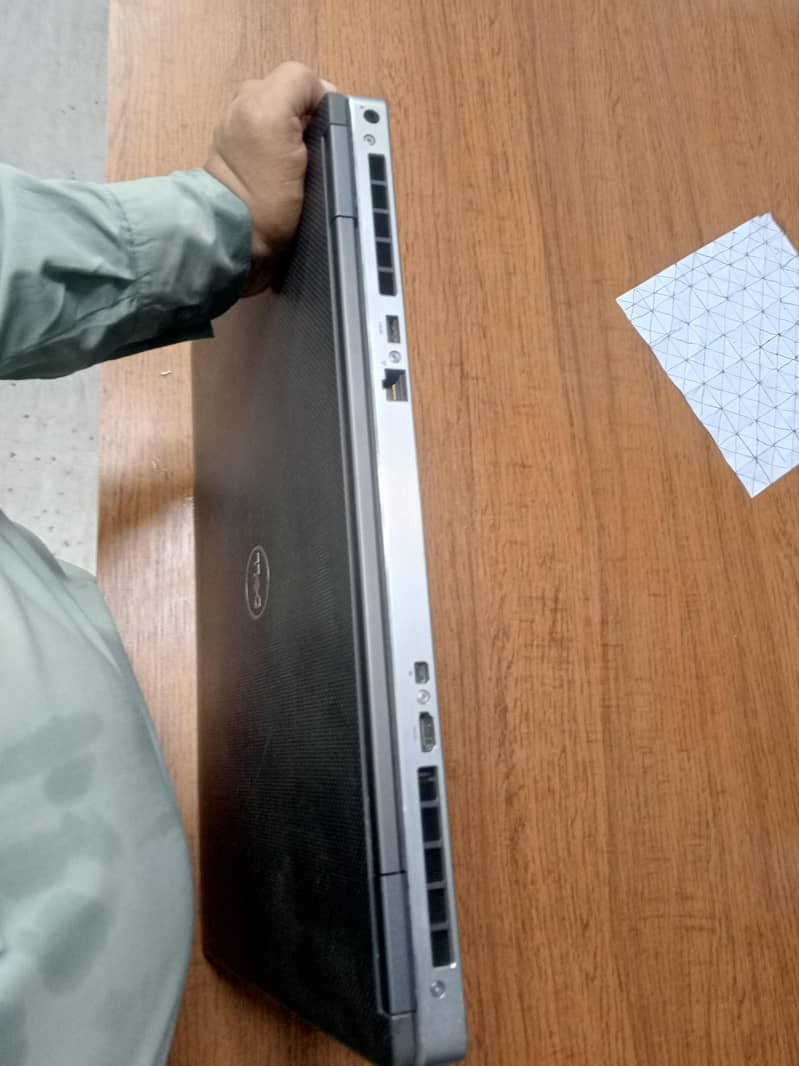 Dell Work Station 9