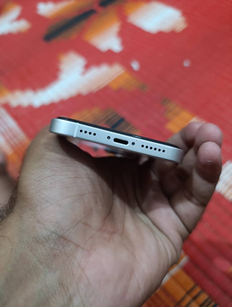 Apple iPhone XR 6