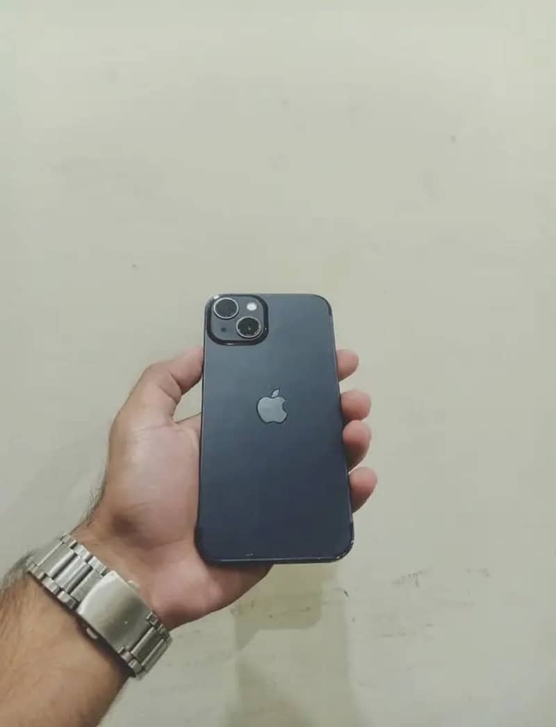 Apple iPhone 13 2