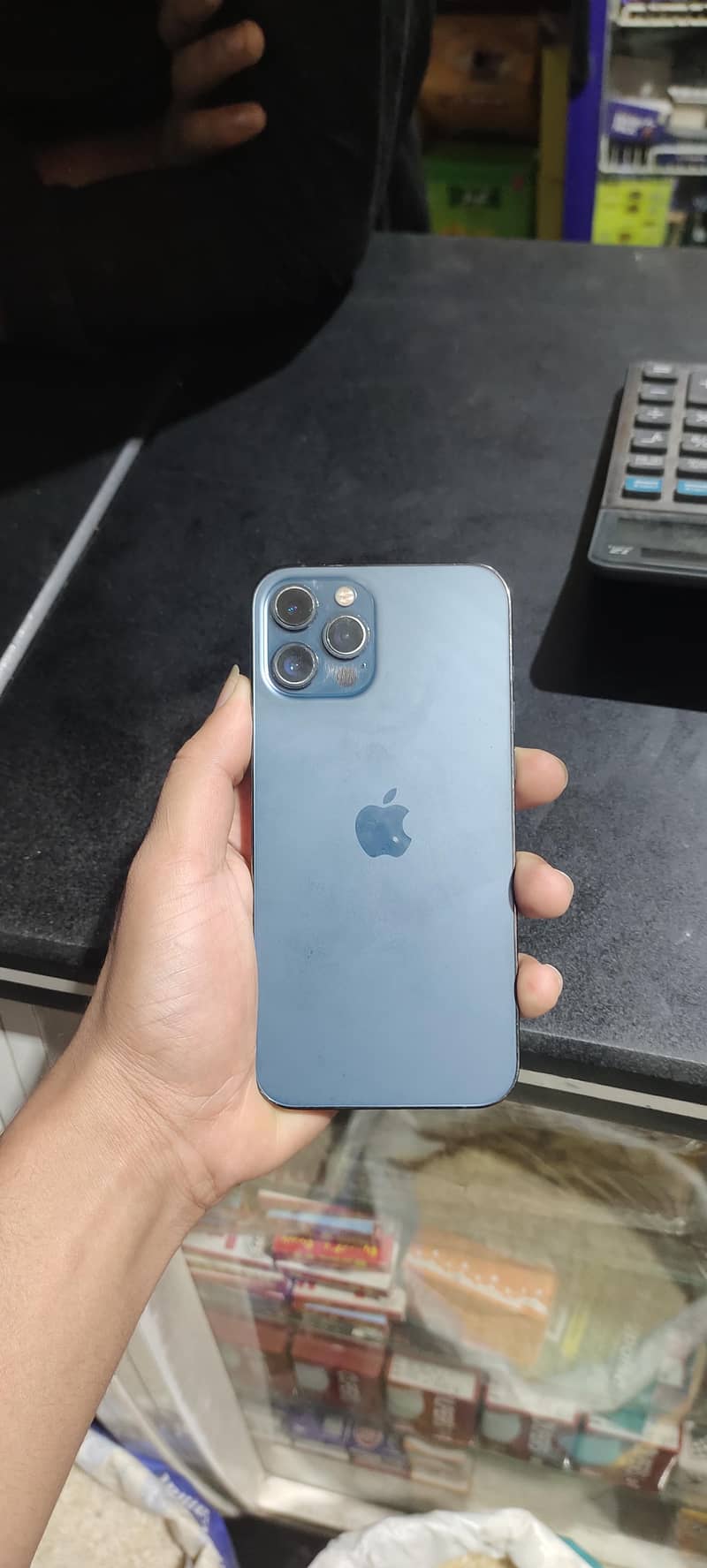 Apple iPhone 12 Pro Max 3
