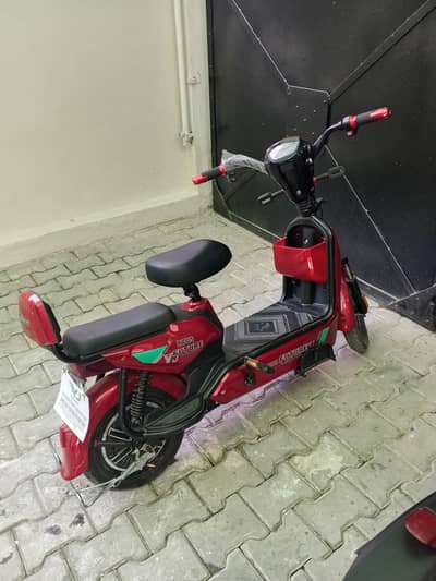 YJ Future Scooty Best for kids (0343-5746512)