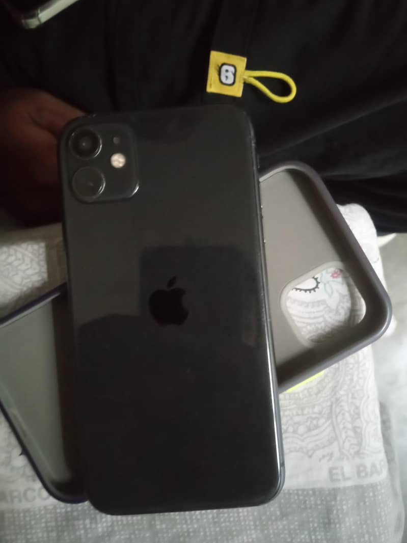 Apple iPhone 11 0