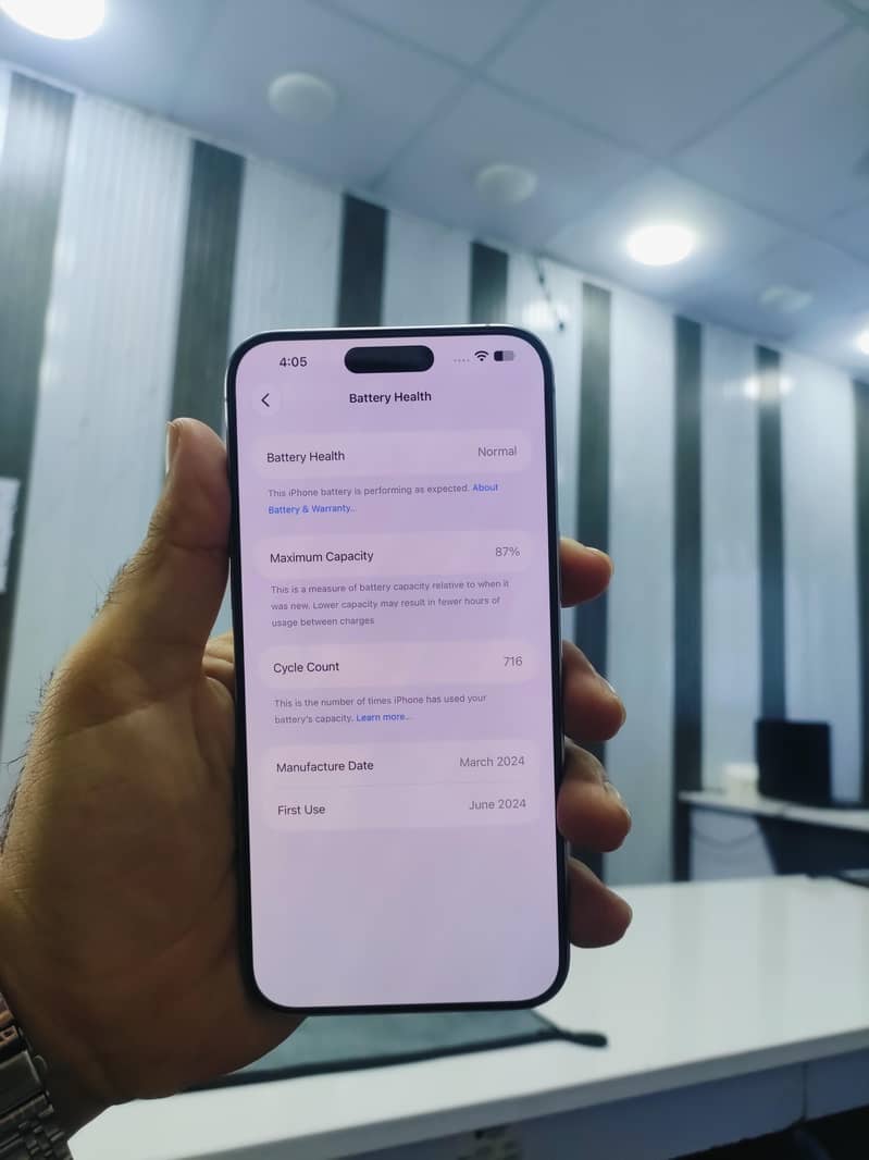 Apple iPhone 15 Pro Max 1