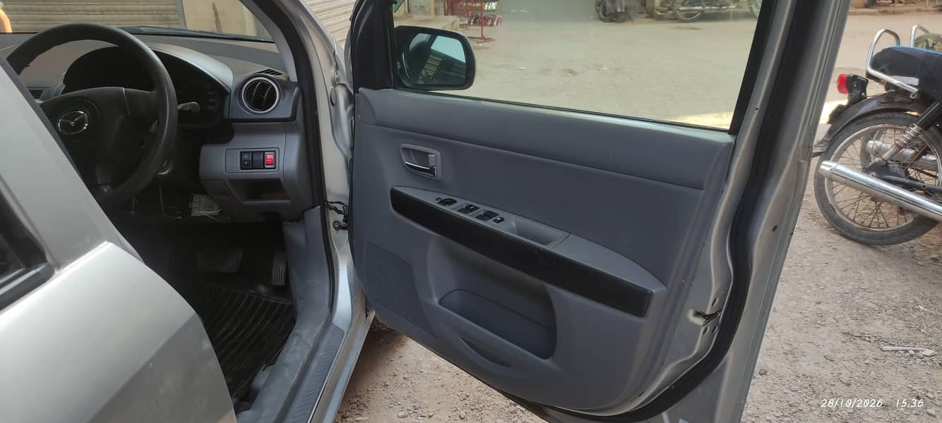 Mazda Demio 2008 6