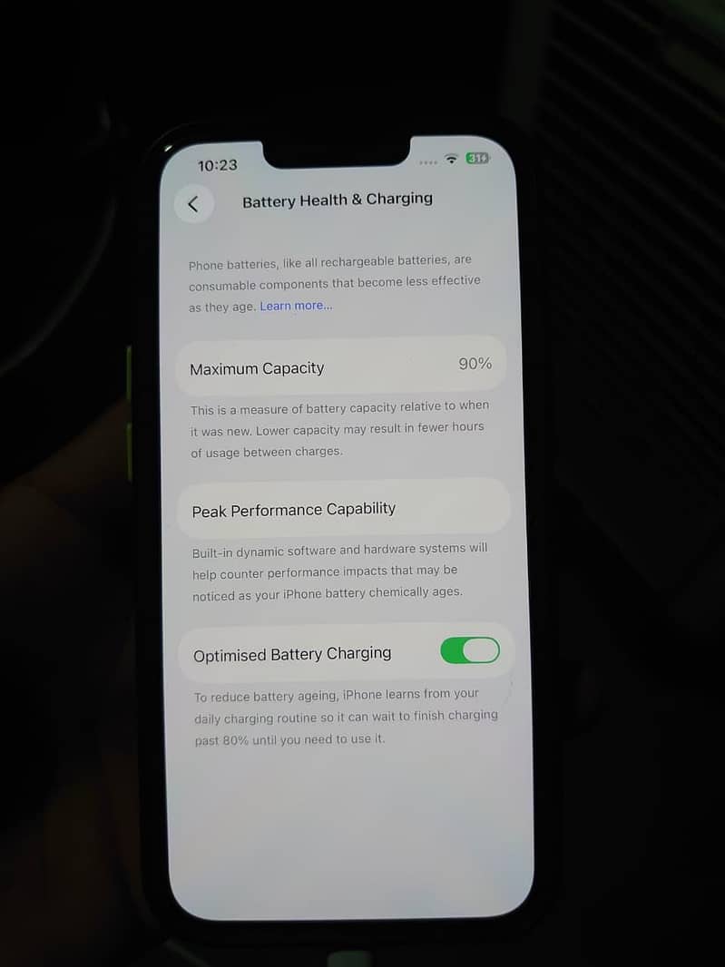 Apple iPhone 13 4