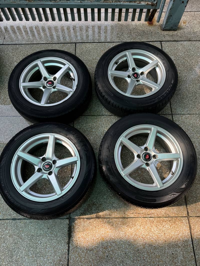 Dunlop Tyre Set 1