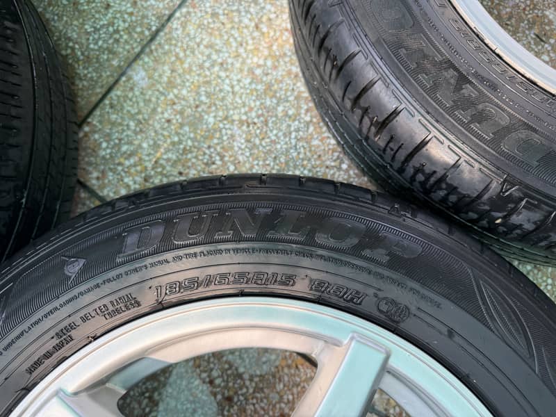 Dunlop Tyre Set 2