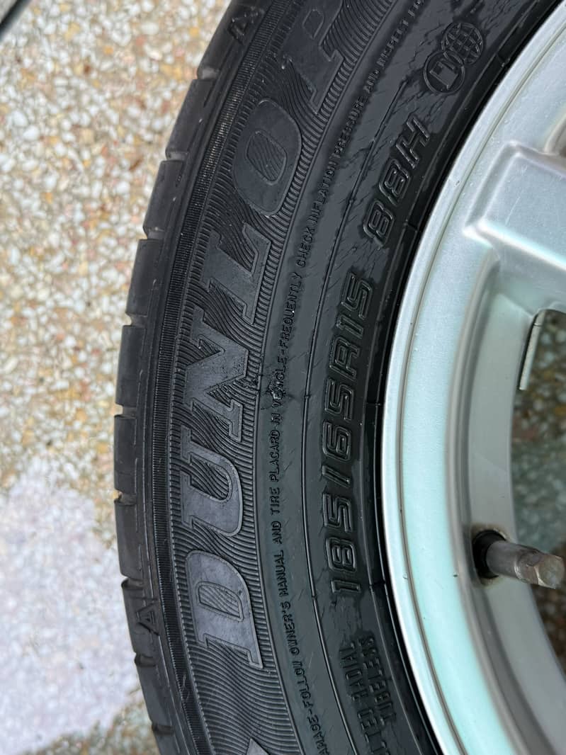 Dunlop Tyre Set 3