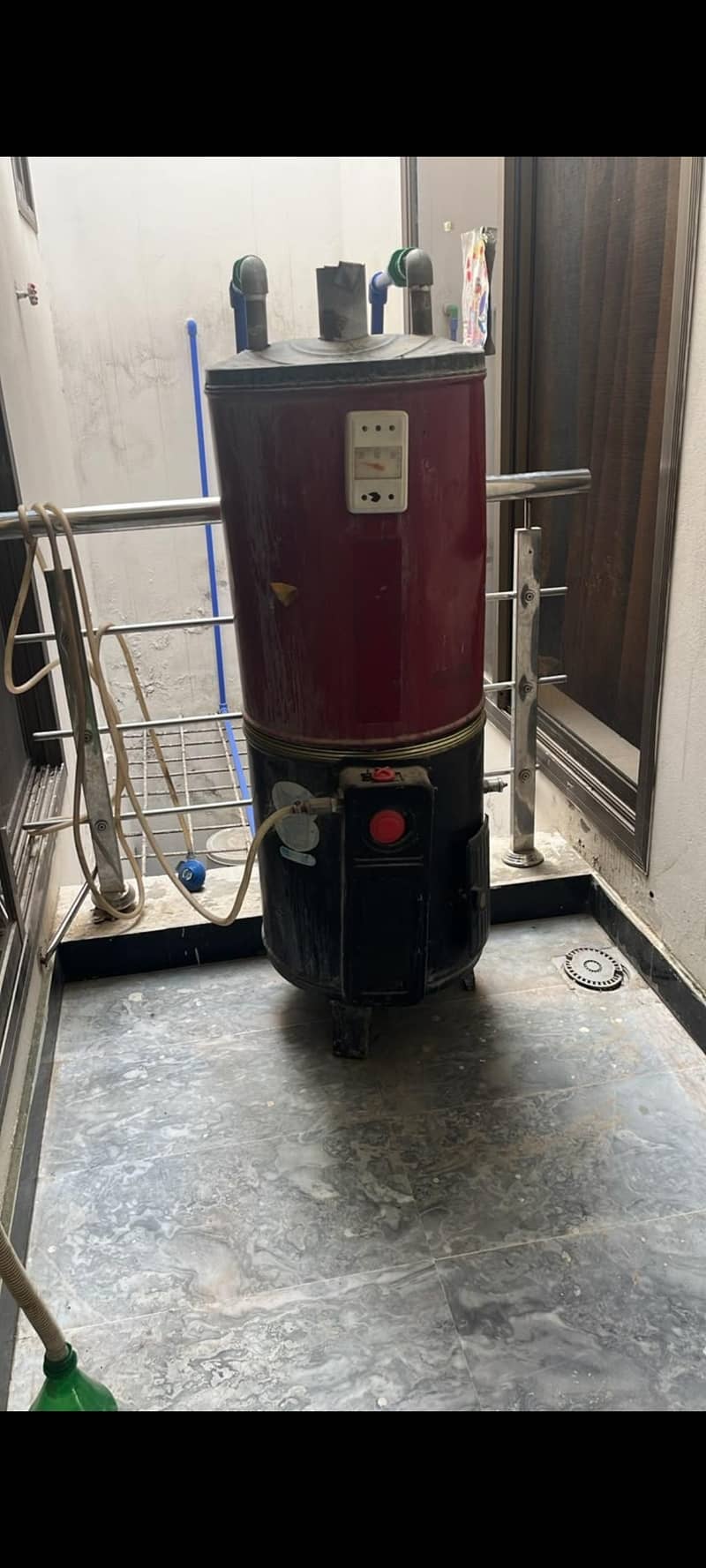 Geyser 10/10 condition 1