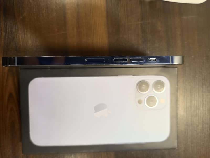 Apple iPhone 13 Pro Max 5