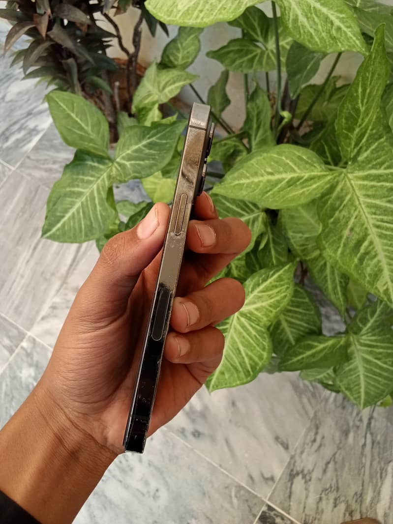 Apple iPhone 13 Pro mdm 3