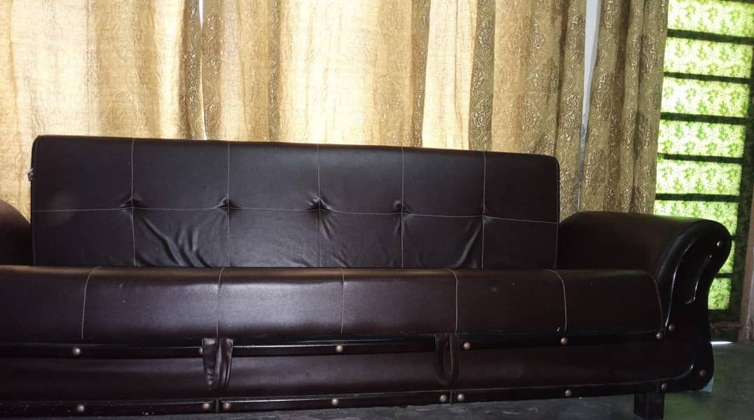 leather sofa cumbed 1