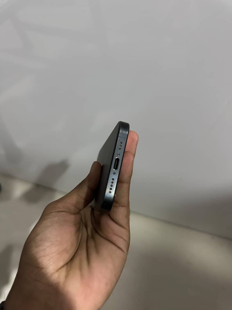 Apple iPhone 15 Pro 1
